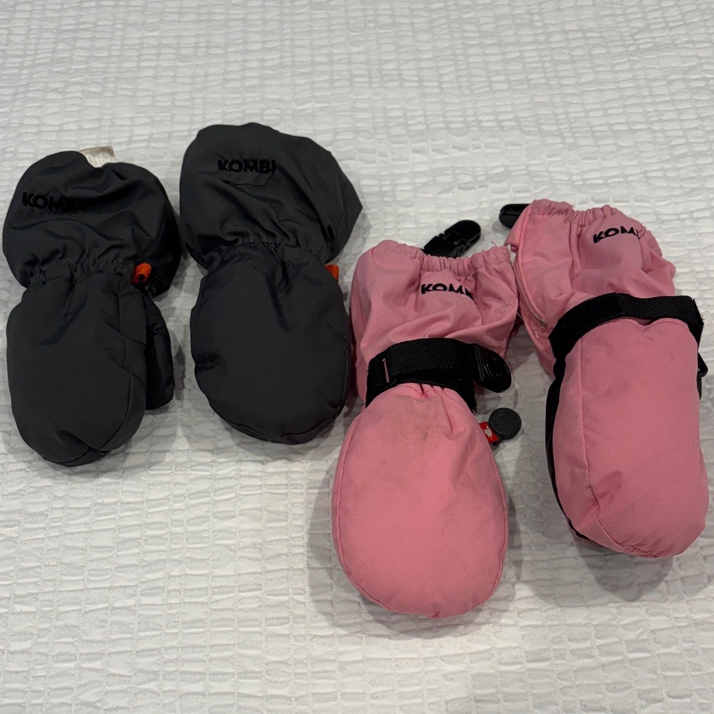 Kids Kombi Pink and Charcoal Mittens